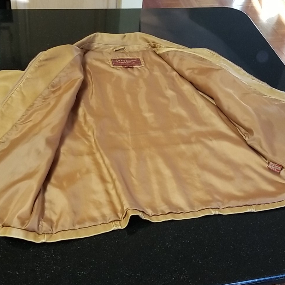 Mm Essentials Jacket - image 7